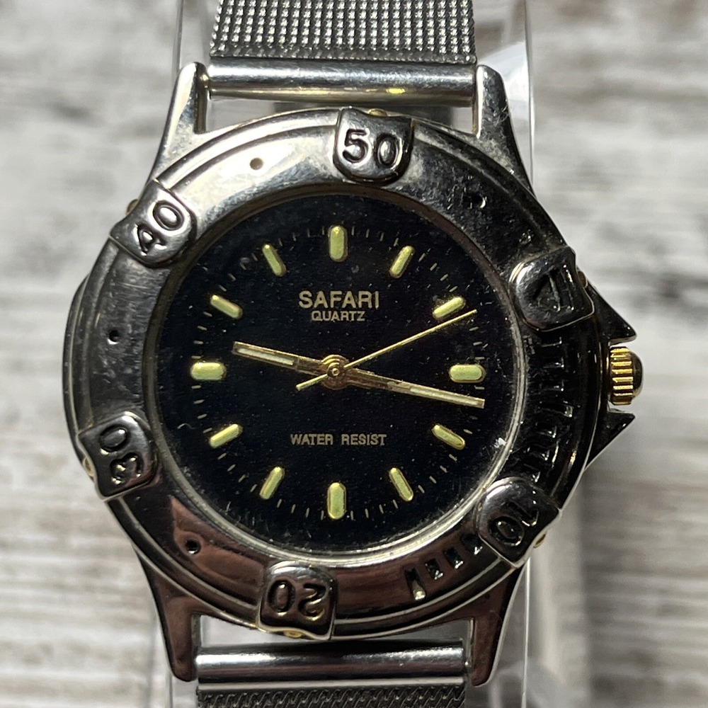 Safari Women's Stainless Silver Mesh Metal Band Quartz‎ Watch- New Battery!